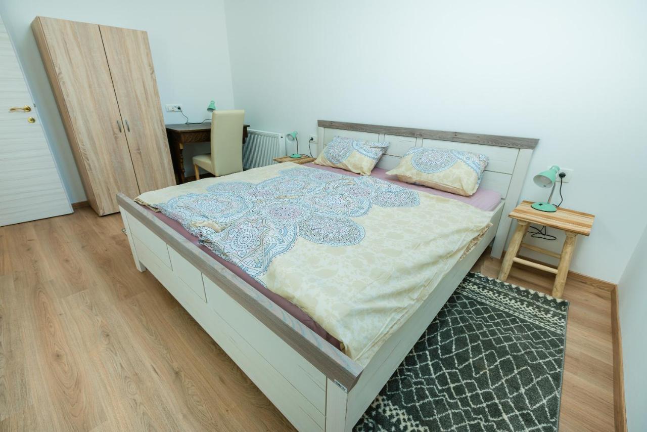 Apartment Zynga - Stud Farm Sentvid Pri Sticni ภายนอก รูปภาพ